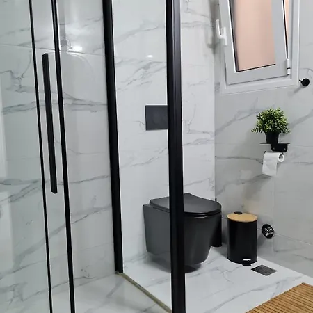 Apartment Jenny's Dream -acropolis Lux 2 Bedroom Apt, With Hot Tub, Free Netflix, Fast Wifi Athens