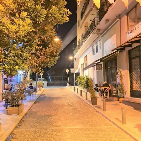 Jenny's Dream -acropolis Lux 2 Bedroom Apt, With Hot Tub, Free Netflix, Fast Wifi Athens